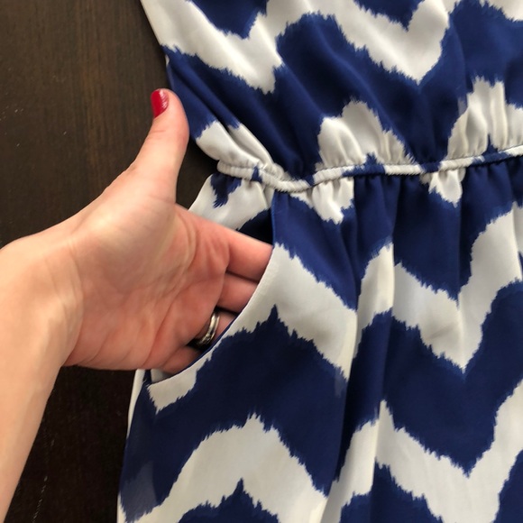 Francesca’s dress - Picture 2 of 6